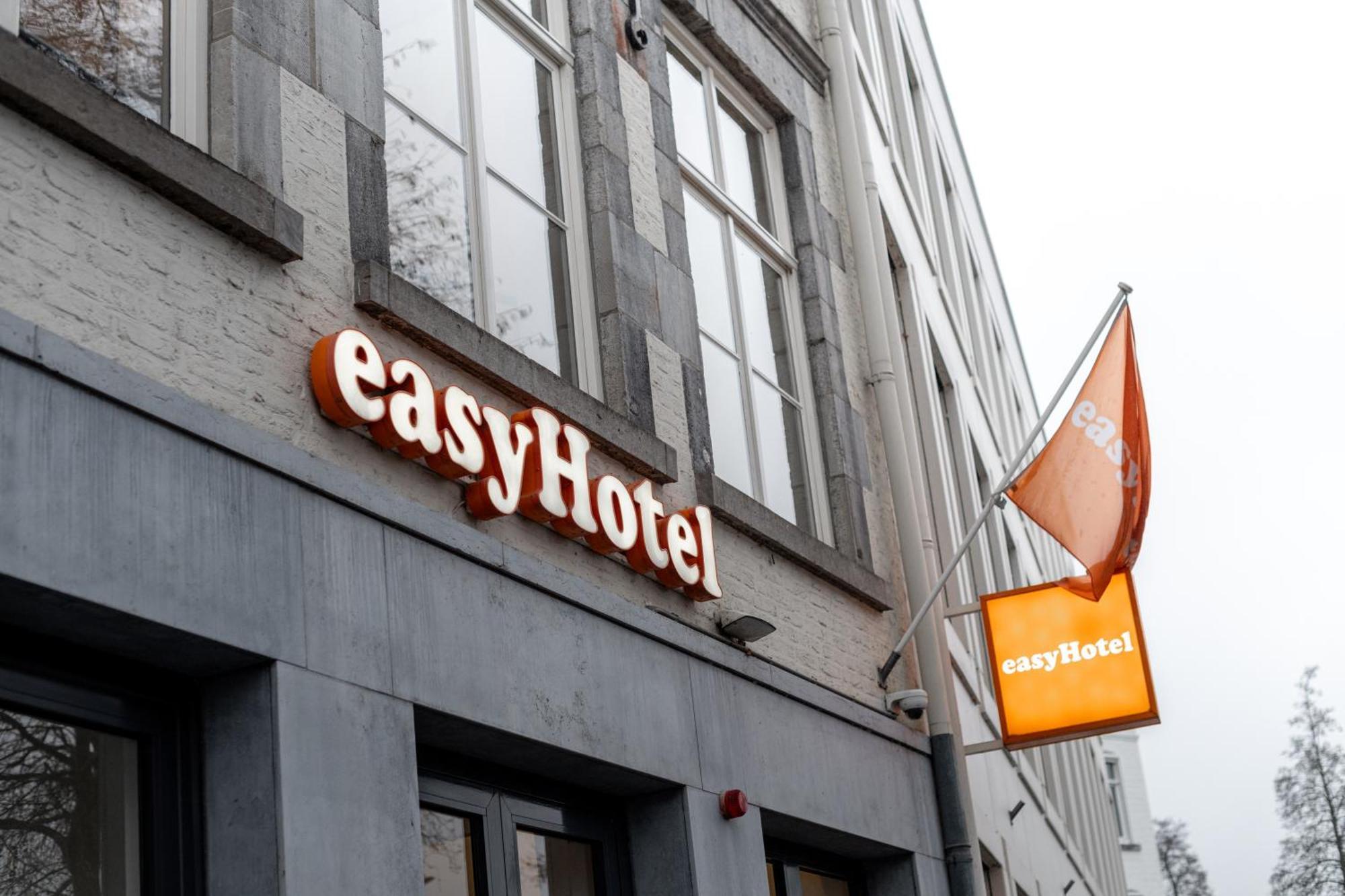 Easyhotel Maastricht City Centre Exterior photo