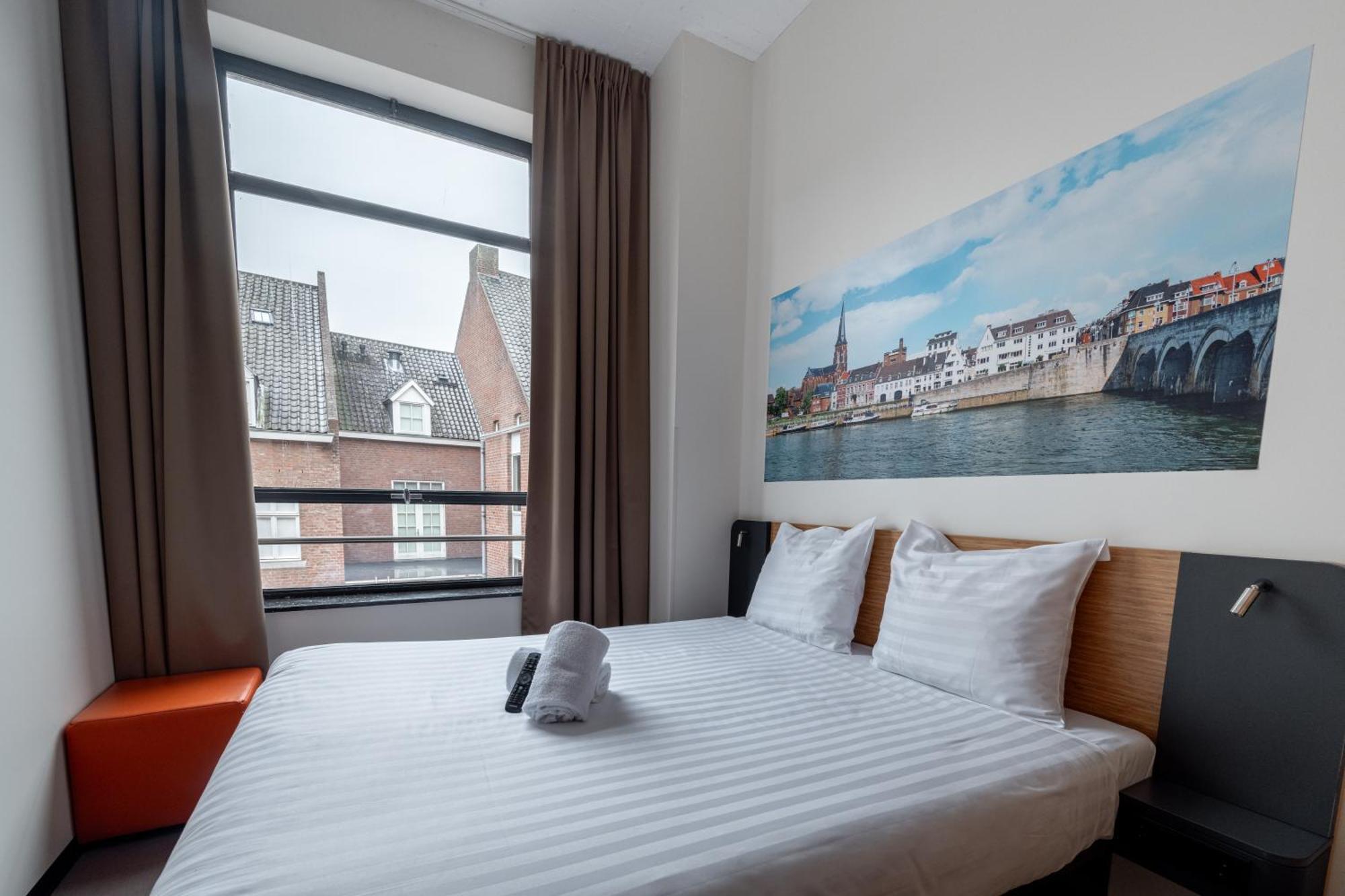Easyhotel Maastricht City Centre Exterior photo