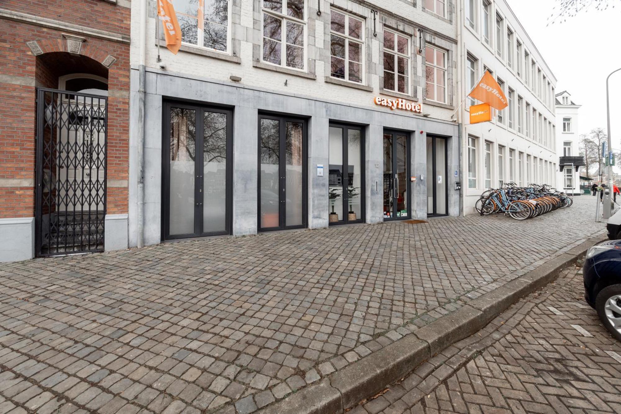 Easyhotel Maastricht City Centre Exterior photo