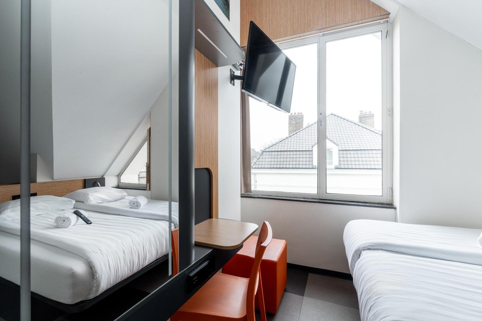 Easyhotel Maastricht City Centre Exterior photo