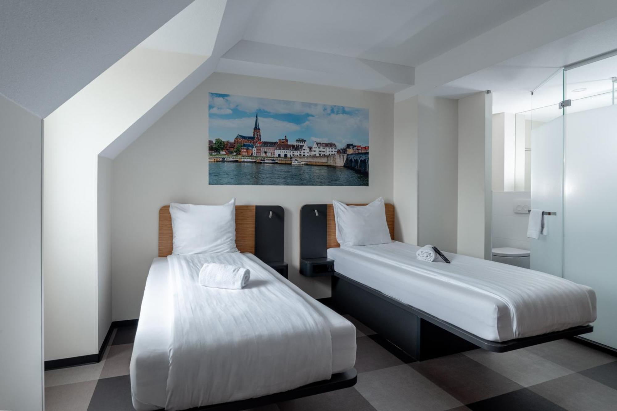 Easyhotel Maastricht City Centre Exterior photo
