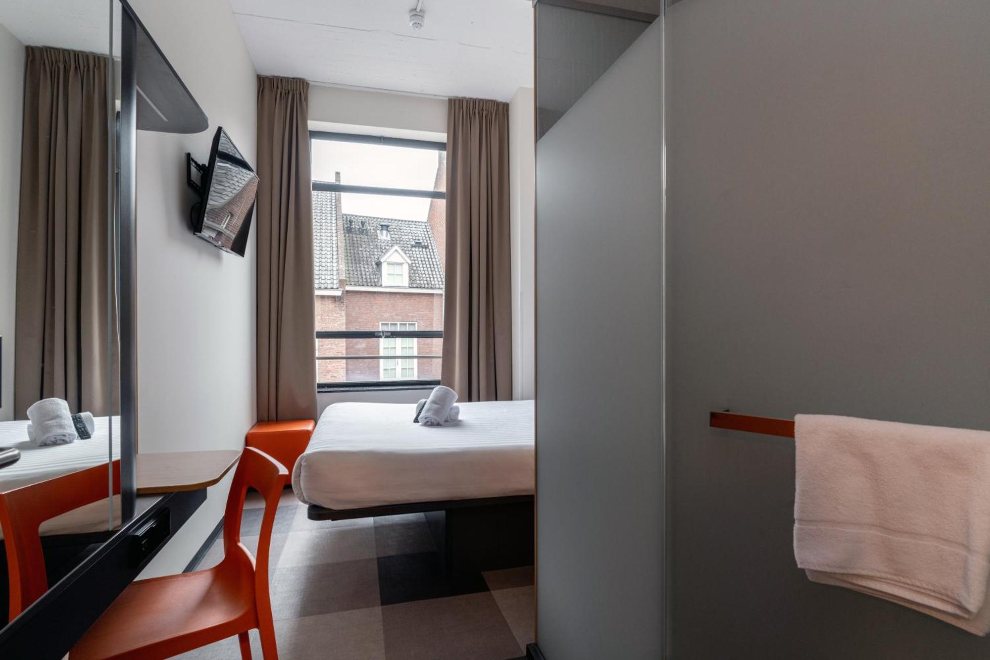 Easyhotel Maastricht City Centre Exterior photo