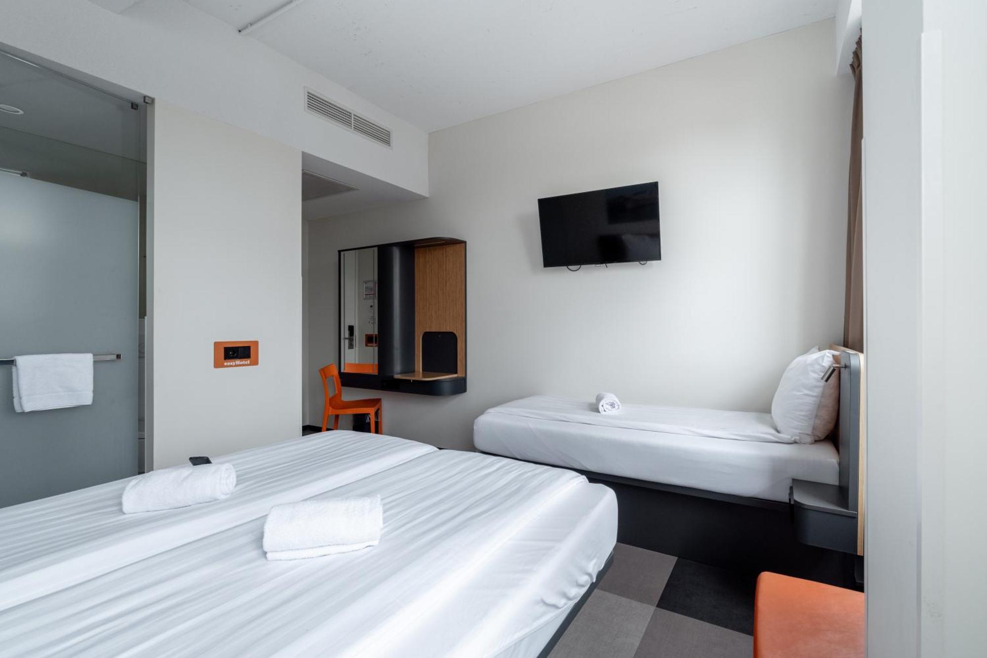 Easyhotel Maastricht City Centre Exterior photo