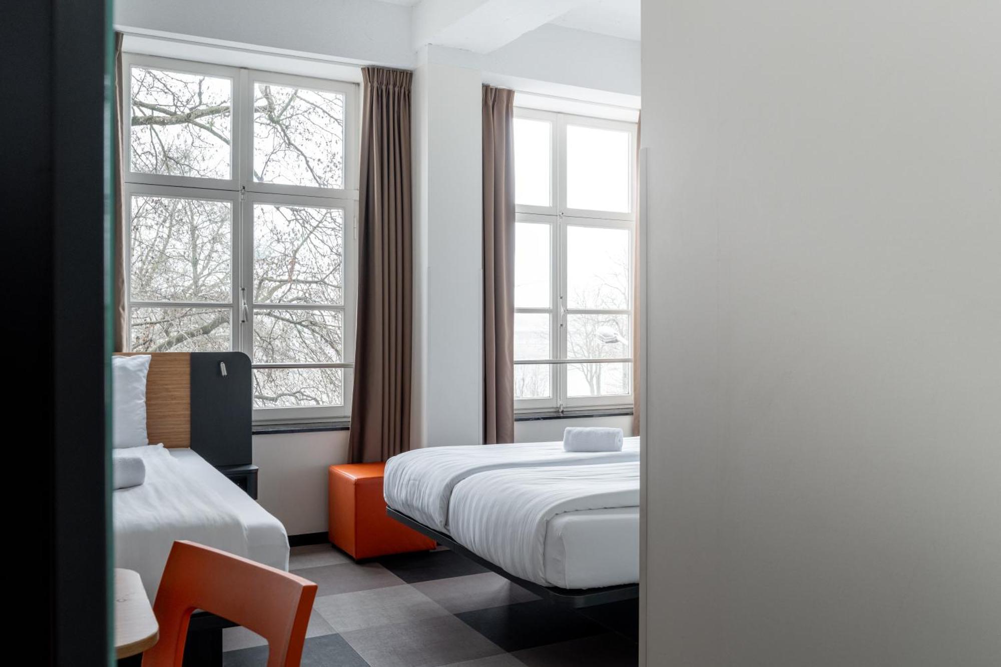 Easyhotel Maastricht City Centre Exterior photo