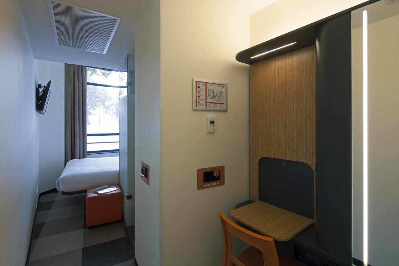 Easyhotel Maastricht City Centre Exterior photo